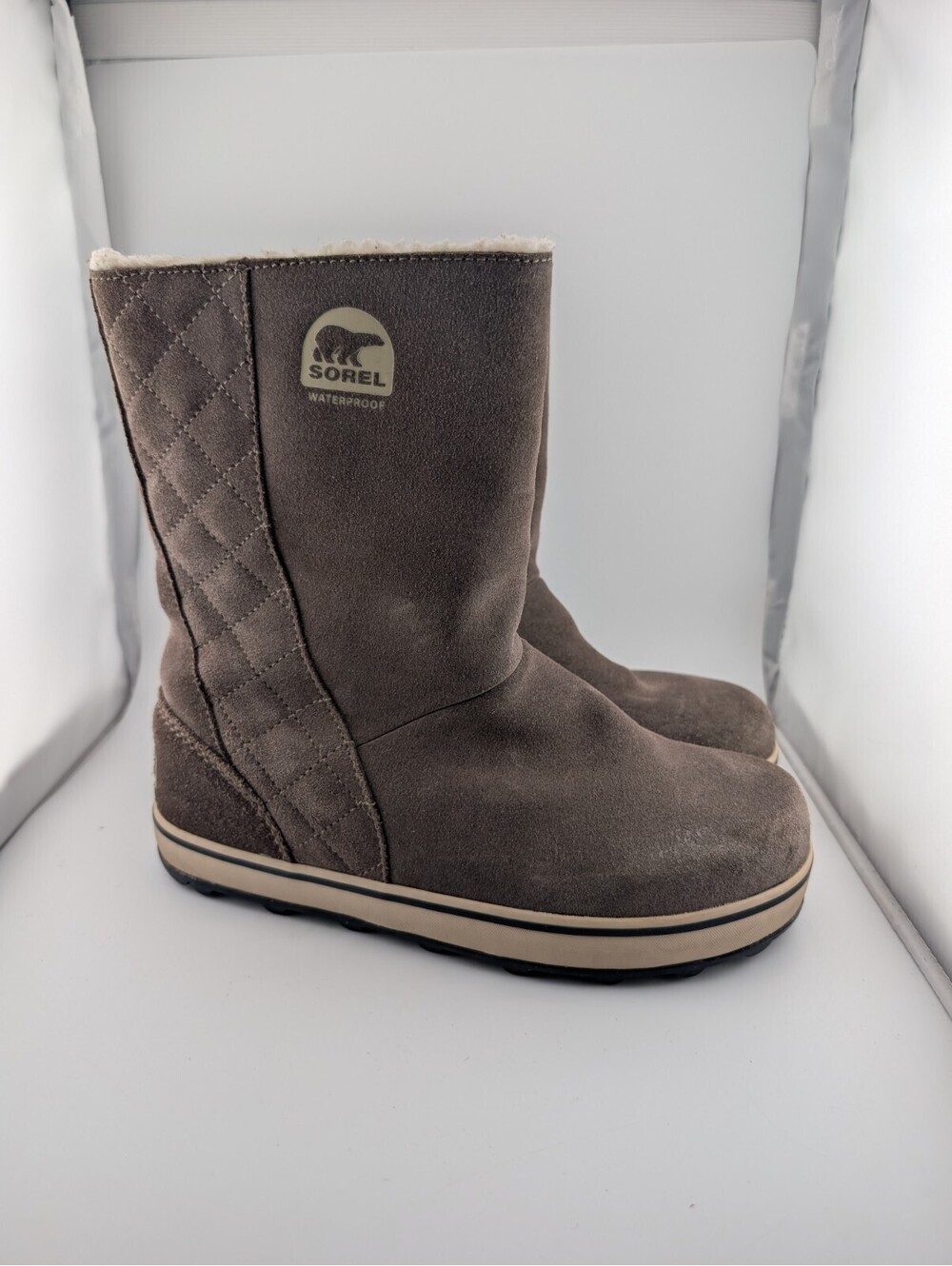 Sorel Women's Size 7.5 Taupe Suede Pull On Snow Boots Mid Calf